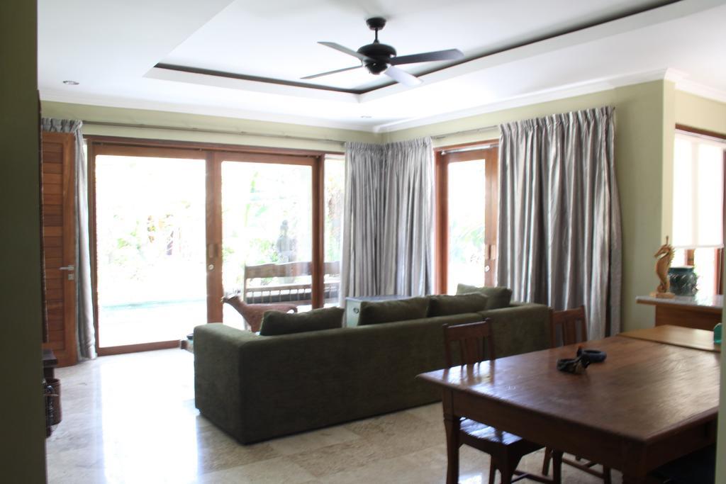 Bayshore Residence Candidasa Rum bild